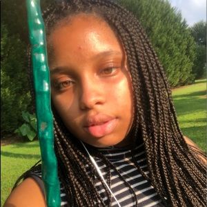 Meet your Posher, Amber